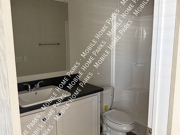 5th image of 1460 Nutmeg St #R
