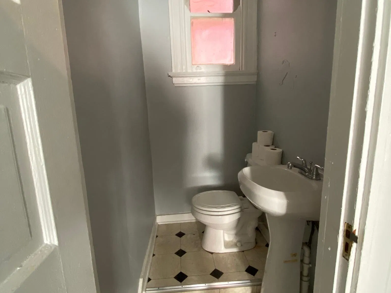 4 bed, 1.5 bath, 1350 sqft, $2,600 — Photo 4