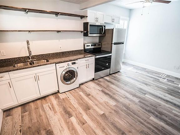 4th image of 703 1/2 E Broad St