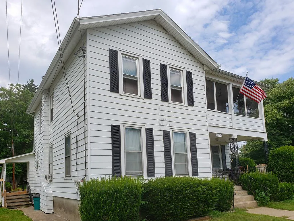 260 Partridge St photo 1