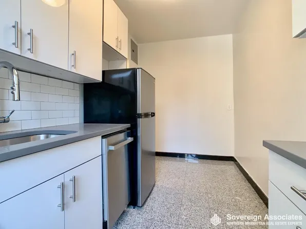 282 Cabrini Boulevard image 3 of 9