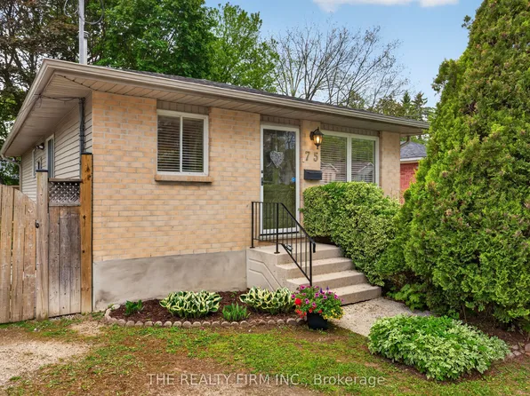 75 Briscoe St W, London, ON N6J 1M6