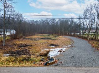 12205 Blosser Rd, North Lima, OH 44452