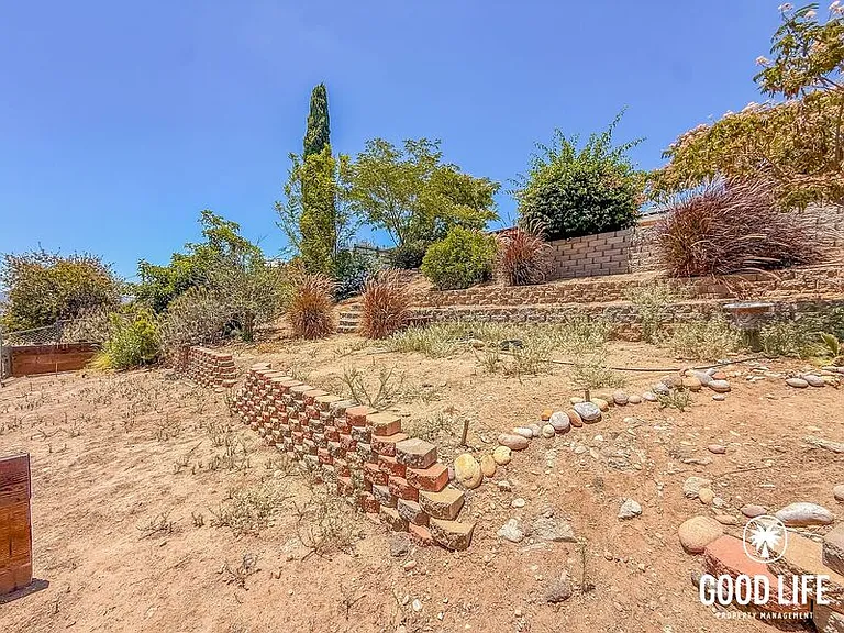 9719 Castaic Ct — Photo 20