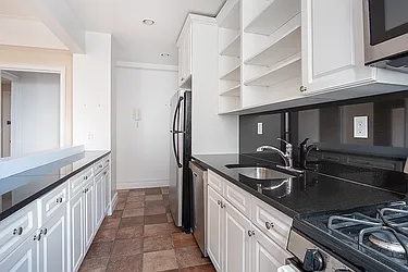 Rented by Rita S Citrin, LREB