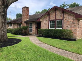 510 Bayview Dr, Seabrook, TX 77586