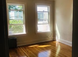 22-32 24th St #2F, Astoria, NY 11105