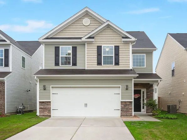 458 Whispering Breeze Ln, Summerville, SC 29486