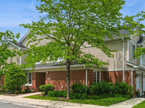 7410 Lincoln Ave #A, Skokie, IL 60076