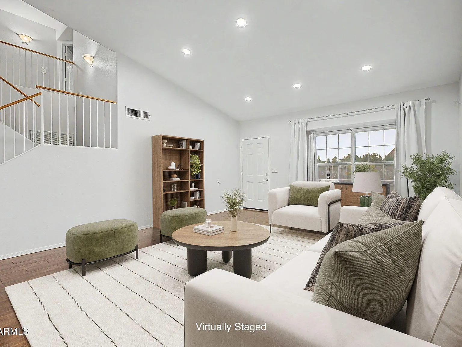 4 bed, 3.0 bath, 2014 sqft, $3,150 — Photo 3