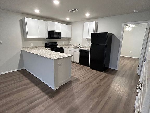 3rd image of 3409 Kibler Rd #3453A