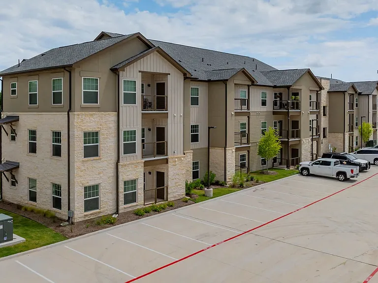 Barons Park Apartments