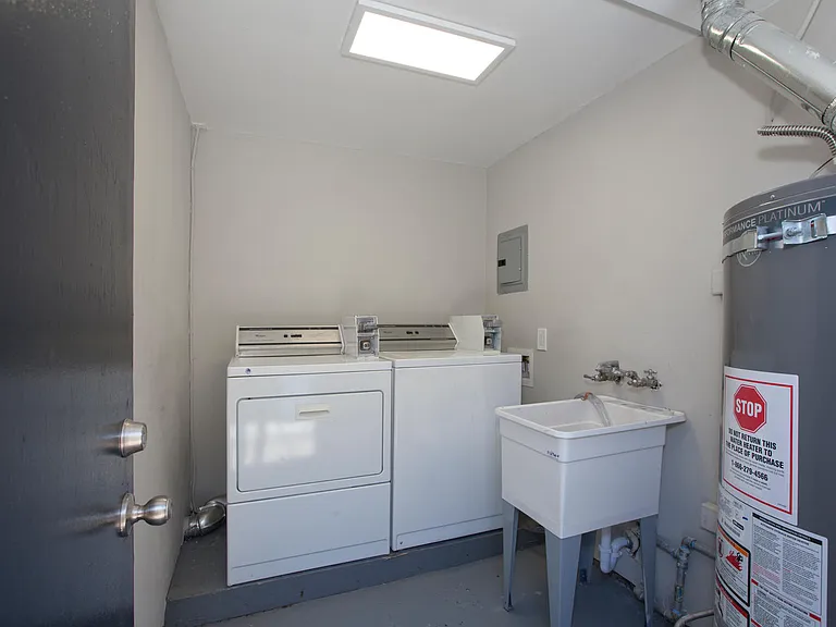 1711 Blake St #3B — Photo 20