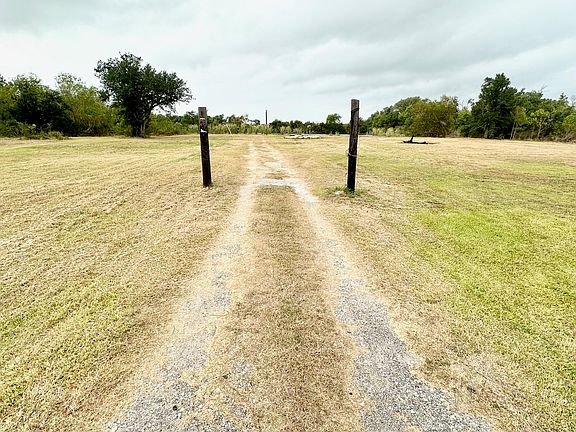 4th image of 7830 Highway 27 S