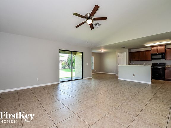 3rd image of 1709 SW 32nd St