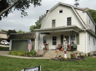 2016 Eggleston Rd, Rockford, IL 61108