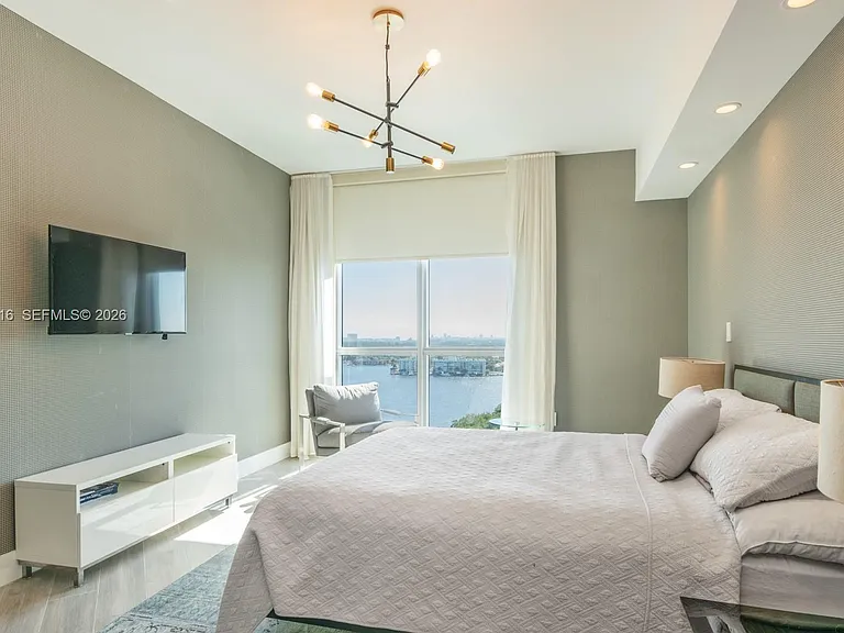 17301 Biscayne Blvd #1609 — Photo 28