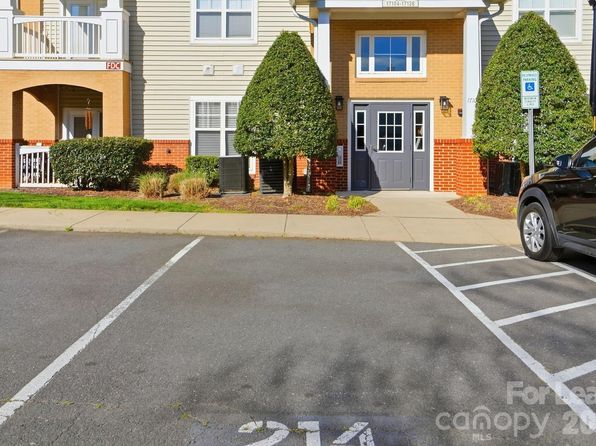 17122 Red Feather Dr