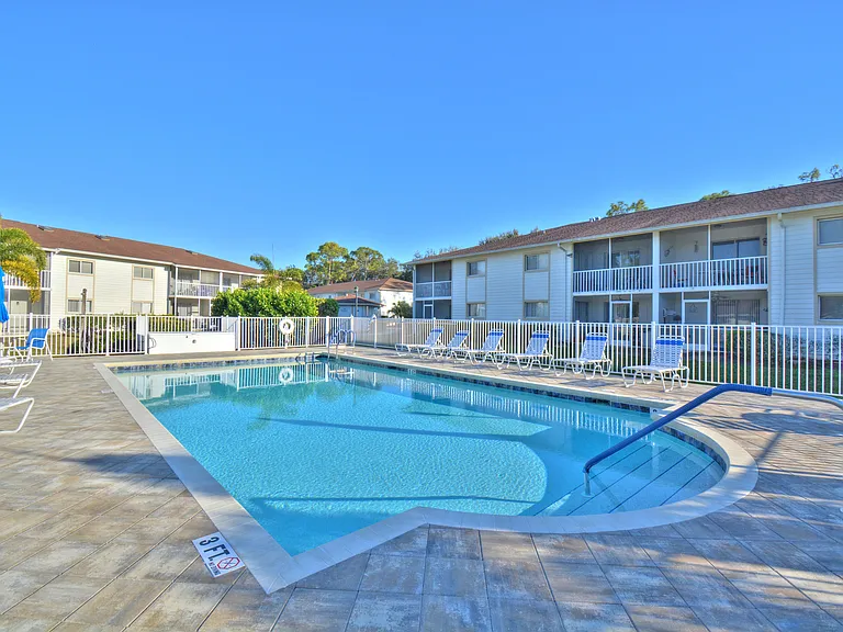 2385 Naples Trace Cir #2 — Photo 20
