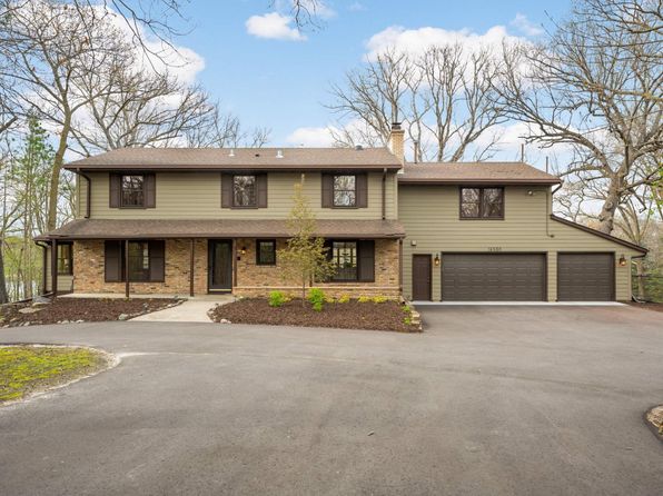 16550 Birch Briar Trl, Minneapolis, MN 55447