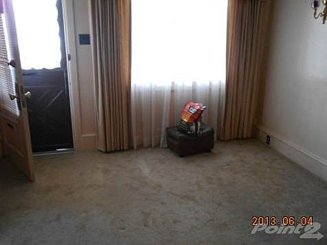 209 w.  bertsch lr.