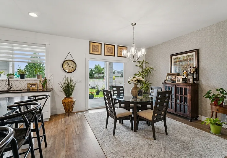 11691 W Quintale Dr — Photo 9