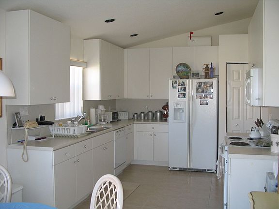 4th image of 7757 Caprio Dr