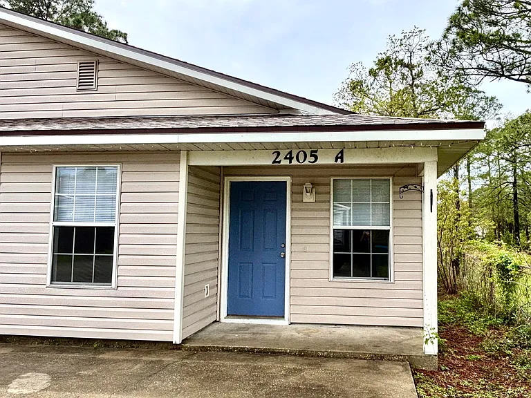 2405 Allison Ave #A — Photo 1