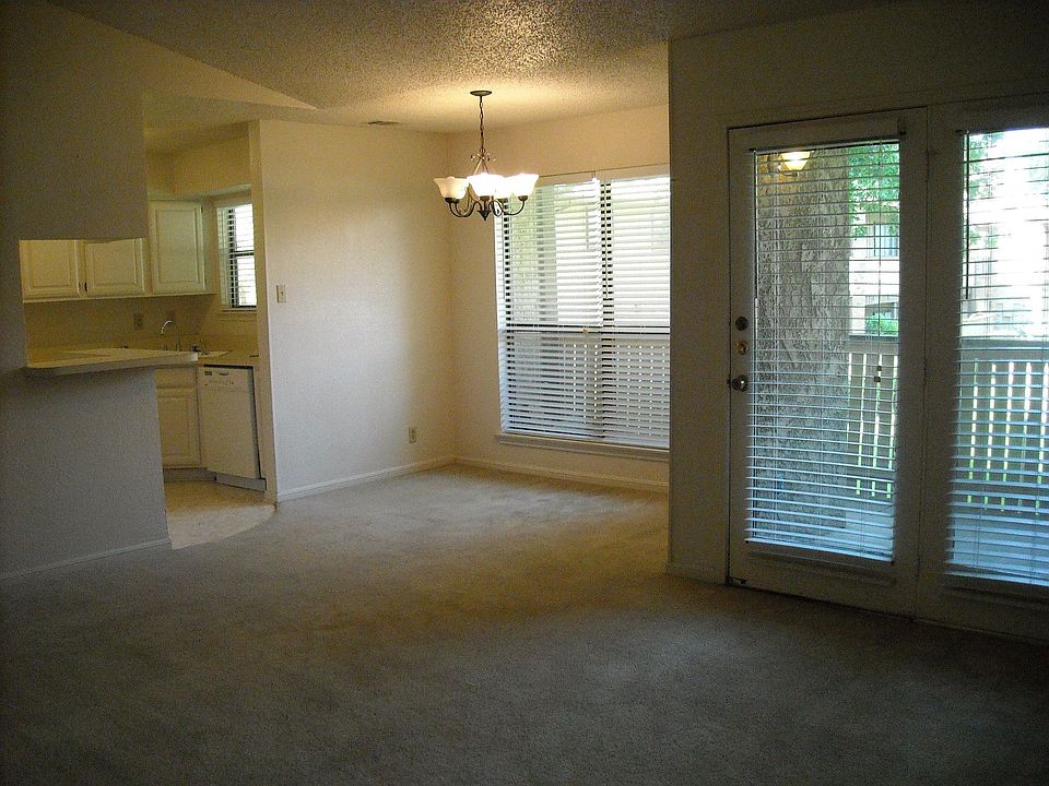 Living & Dining
