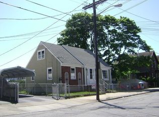550 Cottage St, New Bedford, MA 02740