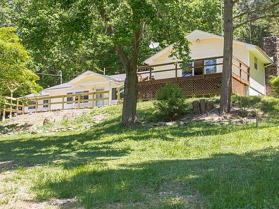 2nd image of 19055 Pinecrest Ln