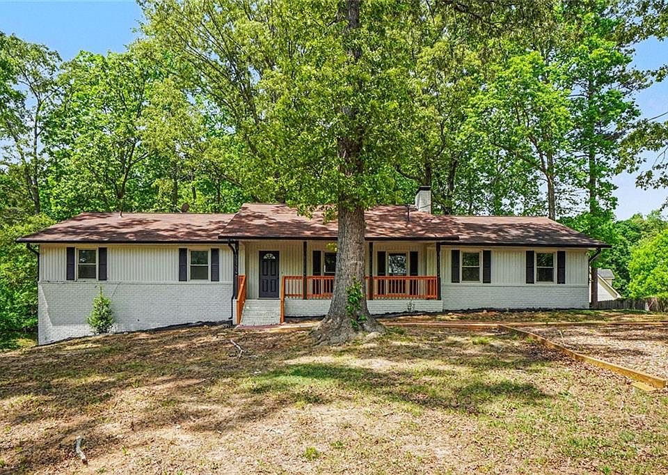 1st image of 5865 Leah Ln