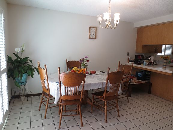 3rd image of 529 N Prospect Ave