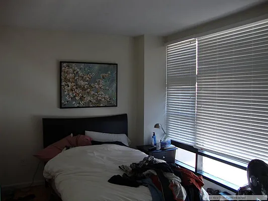 Rented by Bond New York | media 58