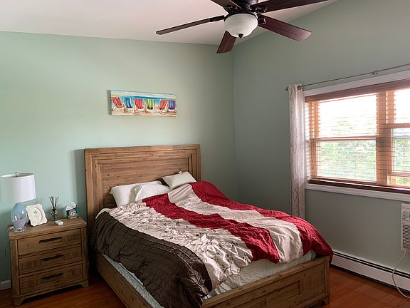 5th image of 4 Rose St #1