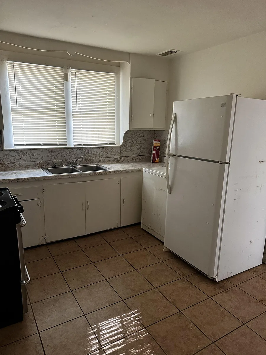 Building Photo - 1379 Ferguson Rd #1