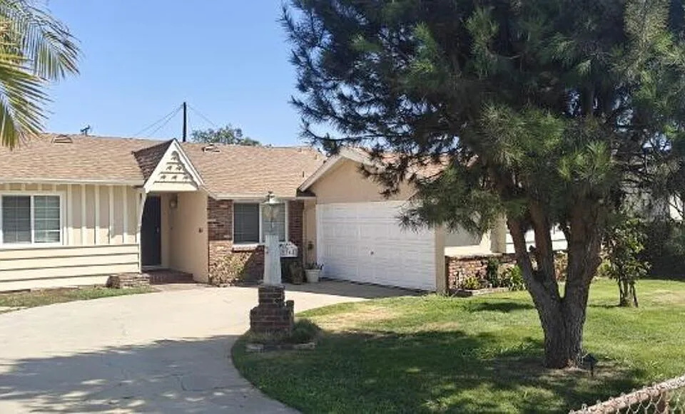 1308 S Montebello Blvd