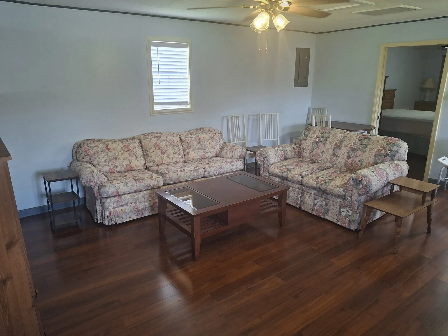 213 Cynthia St — Photo 4