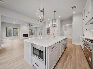 19 Pronghorn Pl, The Woodlands, TX 77389