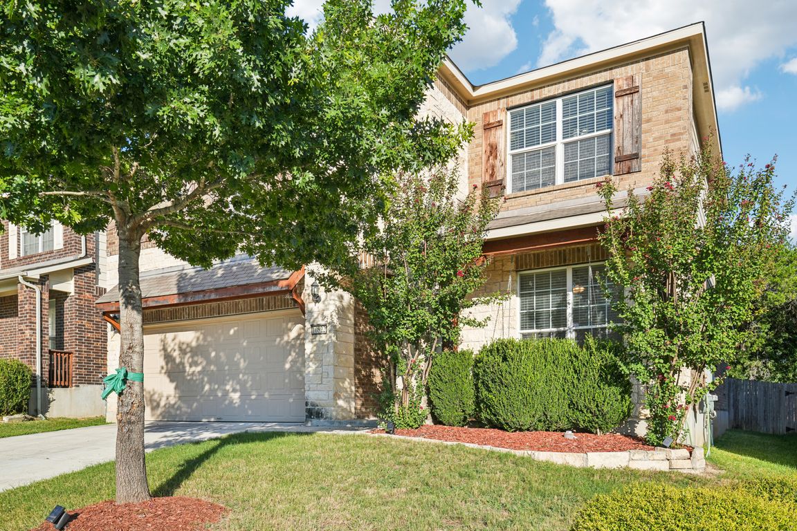 Red Sage-S2409-003.jpg