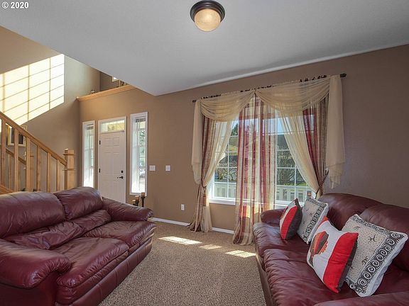 3rd image of 1505 E 1st Way