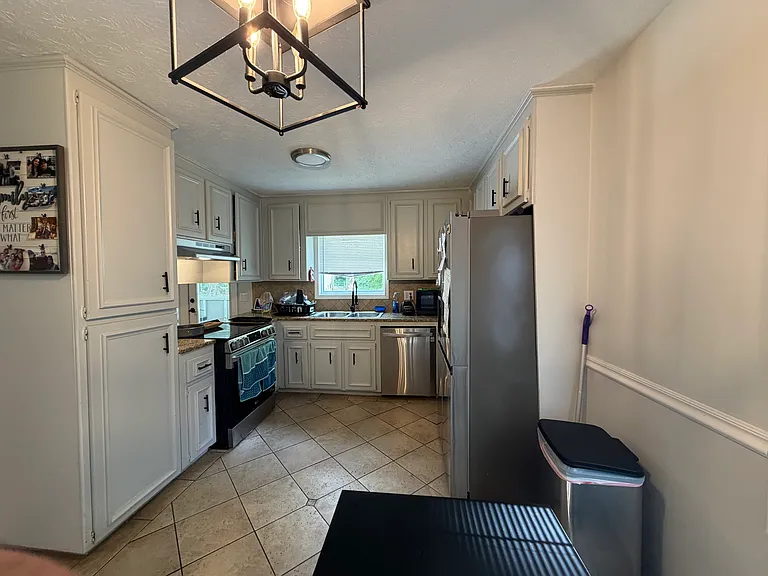 2532 Hidden Hills Dr — Photo 3