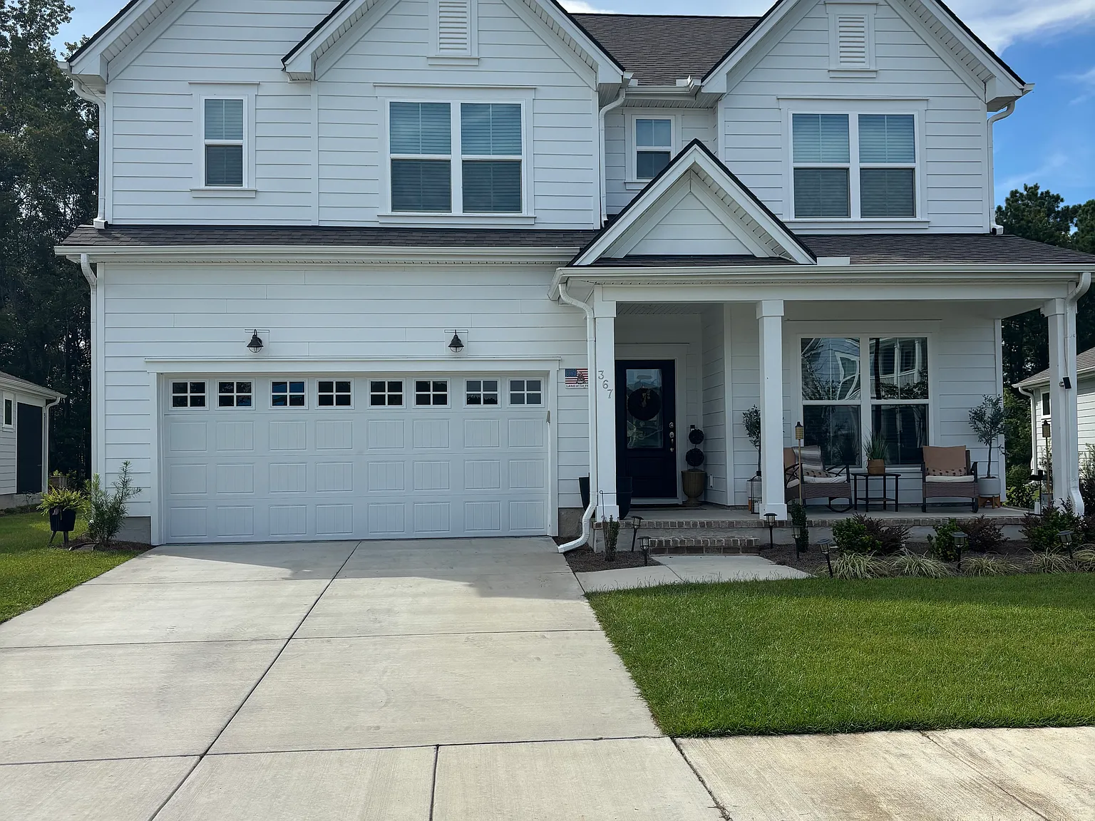 5 bed, 2847 sqft, $3,400 — Photo 1