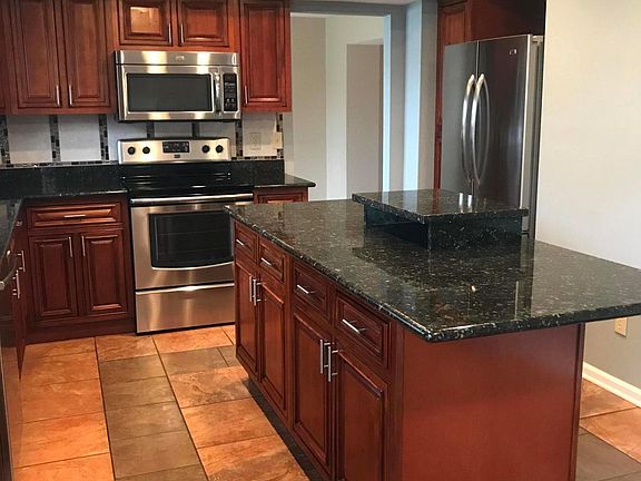 2nd image of 4674 Longridge Ct