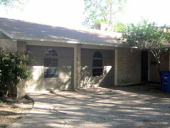 2nd image of 3205 Mossrock Dr