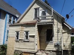 2965 N 25th St, Milwaukee, WI 53206