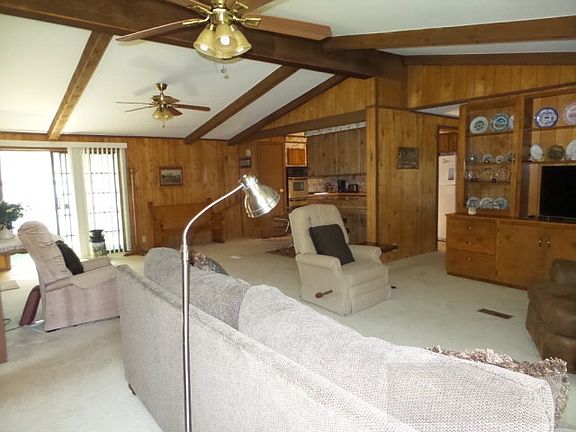 3rd image of 930 Citrus Dr