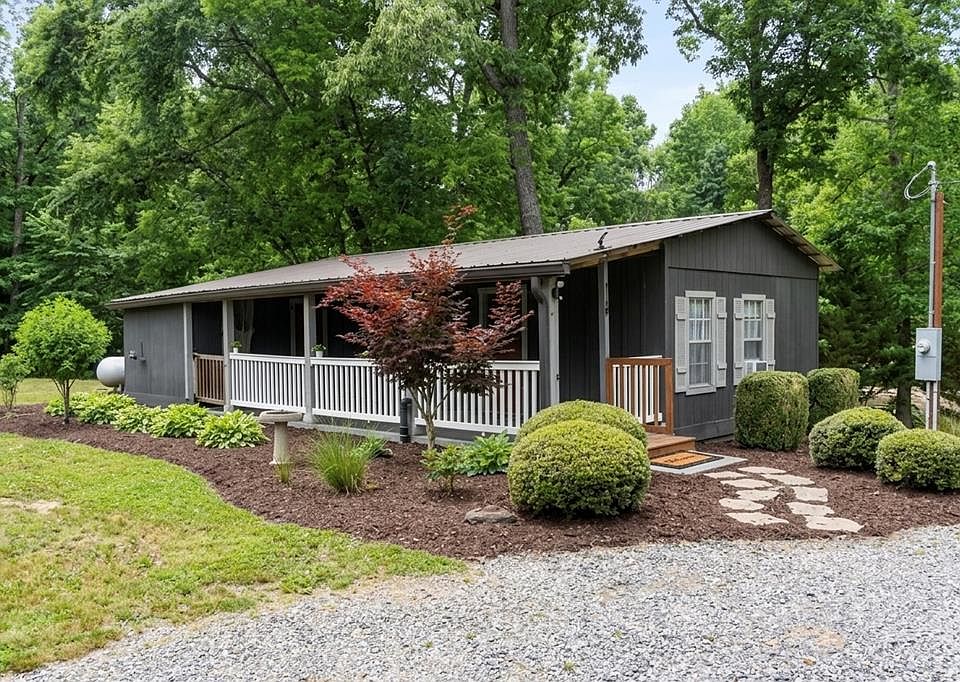 1st image of 719 Wilson Rd