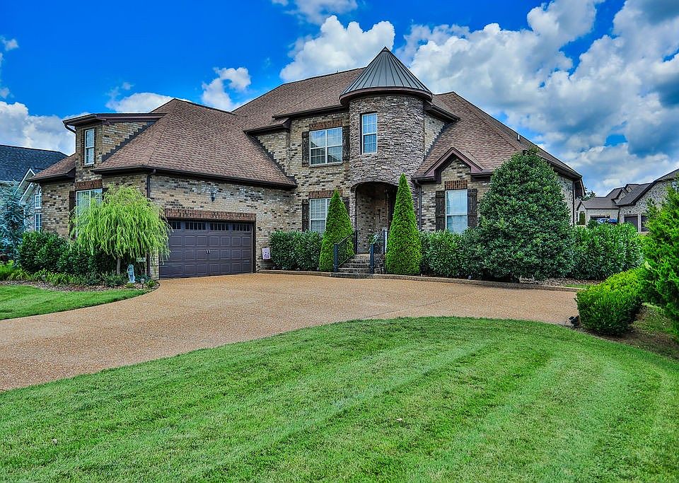 1st image of 112 Myrtlewood Ln