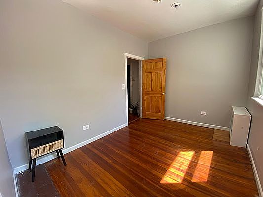 4th image of 43 Powers St #1